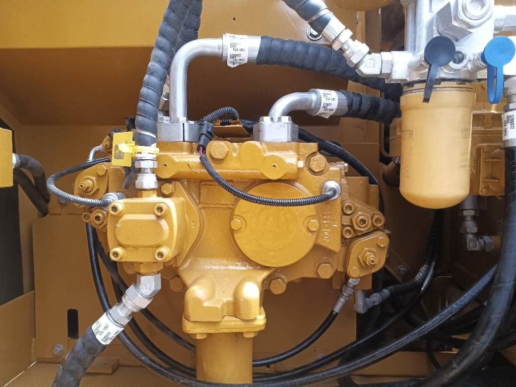 CAT 320D2 - Bager guseničar: slika 5 CAT 320D2 - Bager guseničar: slika 5