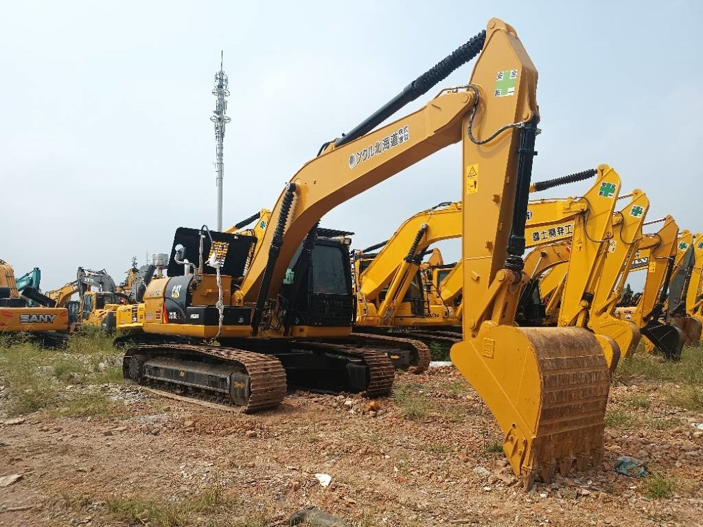 CAT 323D2 - Bager guseničar: slika 3 CAT 323D2 - Bager guseničar: slika 3