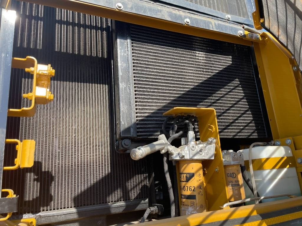 CAT 330 D - Bager guseničar: slika 2 CAT 330 D - Bager guseničar: slika 2