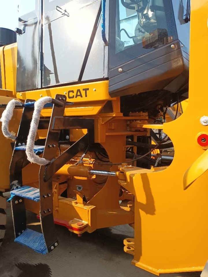 CAT 966 H - Utovarivač točkaš: slika 3 CAT 966 H - Utovarivač točkaš: slika 3