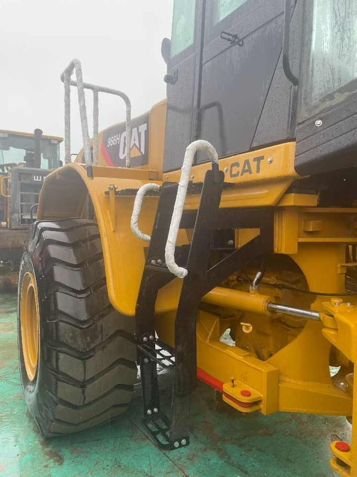 CAT 966 H - Utovarivač točkaš: slika 3 CAT 966 H - Utovarivač točkaš: slika 3