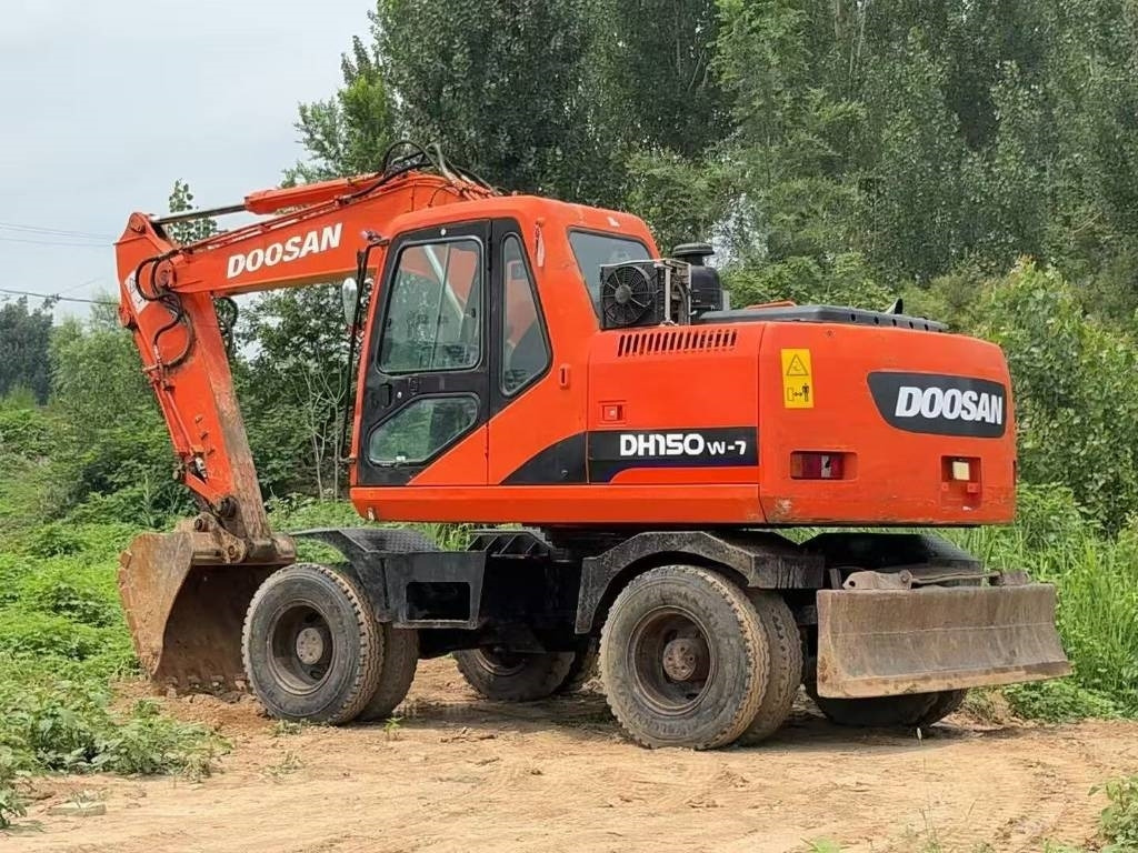 Doosan DH 150 W-7 - Bager točkaš: slika 1 Doosan DH 150 W-7 - Bager točkaš: slika 1
