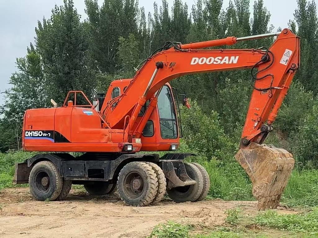 Doosan DH 150 W-7 - Bager točkaš: slika 2 Doosan DH 150 W-7 - Bager točkaš: slika 2
