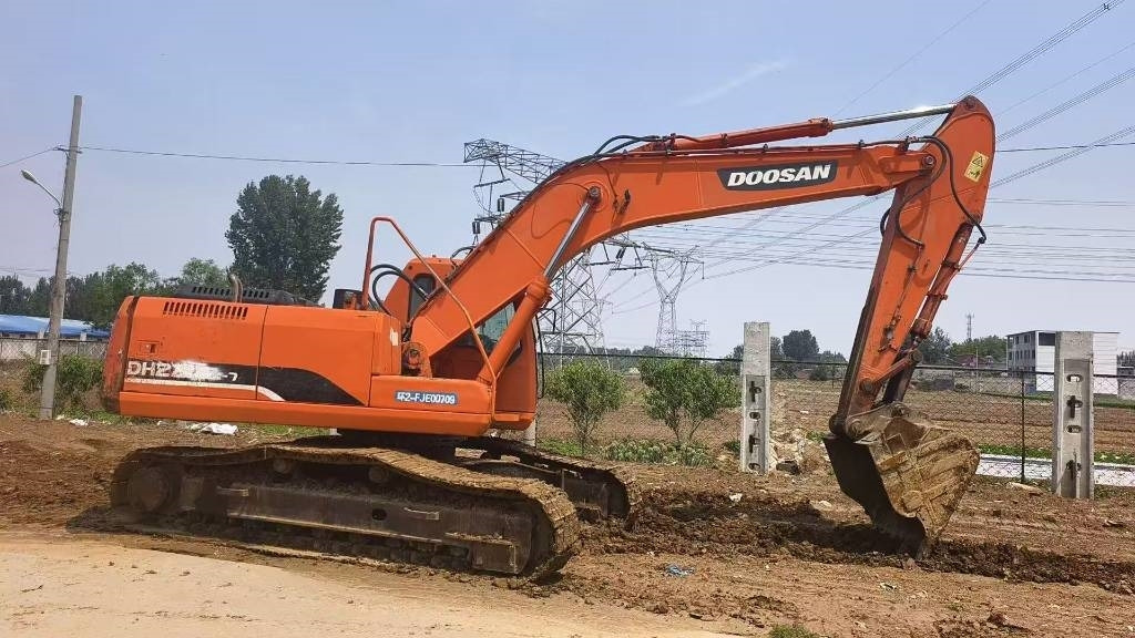 Doosan DH 225 LC-7 - Bager guseničar: slika 1 Doosan DH 225 LC-7 - Bager guseničar: slika 1