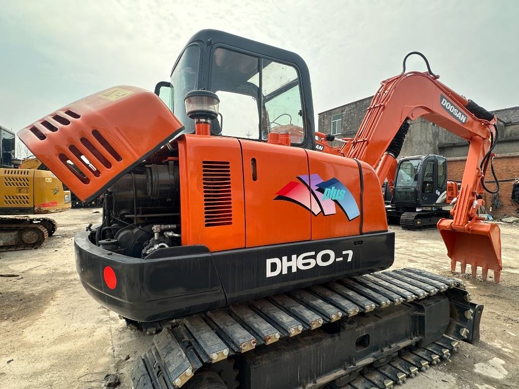 Doosan DH 60-7 - Bager guseničar: slika 1 Doosan DH 60-7 - Bager guseničar: slika 1