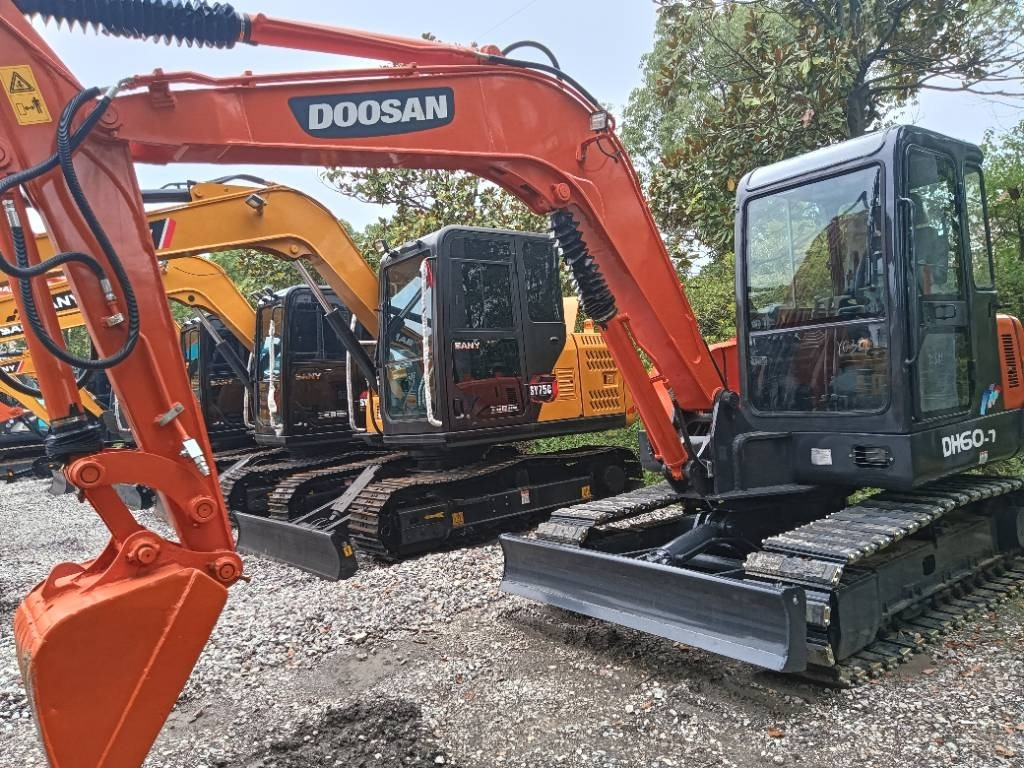 Doosan DH 60-7 - Bager guseničar: slika 2 Doosan DH 60-7 - Bager guseničar: slika 2