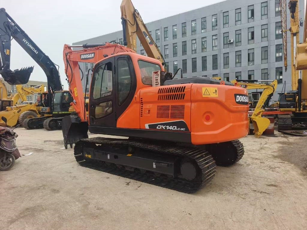 Doosan DX 140 - Bager guseničar: slika 1 Doosan DX 140 - Bager guseničar: slika 1