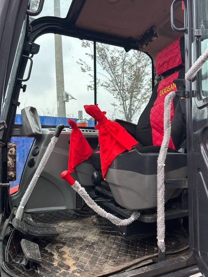 Doosan DX 60 - Mini bager: slika 4 Doosan DX 60 - Mini bager: slika 4