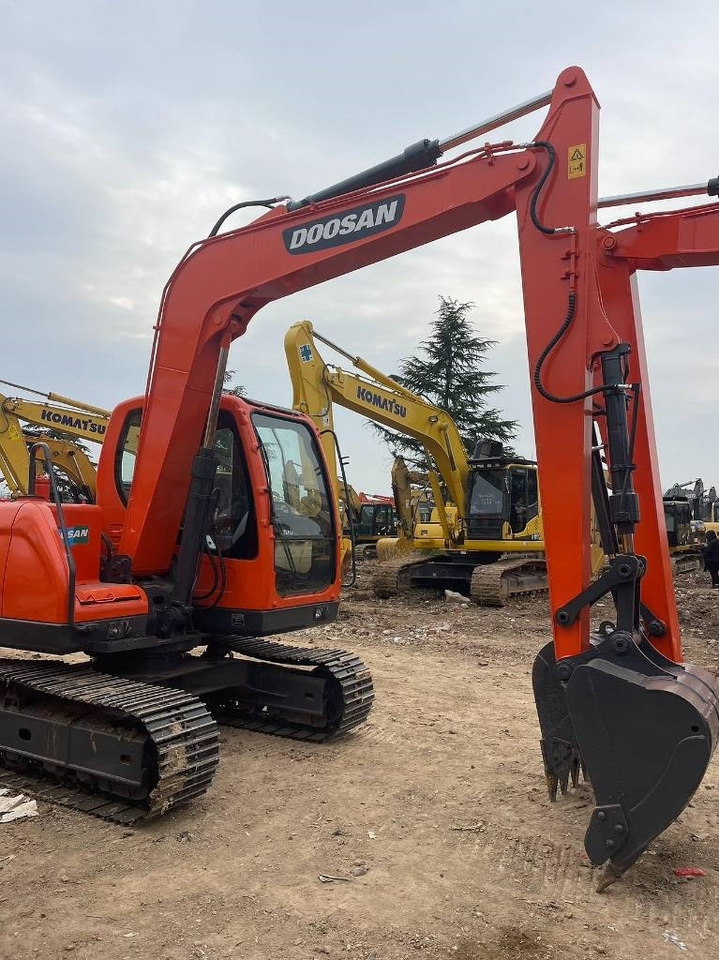 Doosan DX80 - Mini bager: slika 2 Doosan DX80 - Mini bager: slika 2
