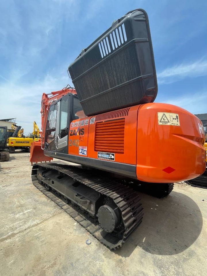 Hitachi ZX 240 - Bager guseničar: slika 3 Hitachi ZX 240 - Bager guseničar: slika 3