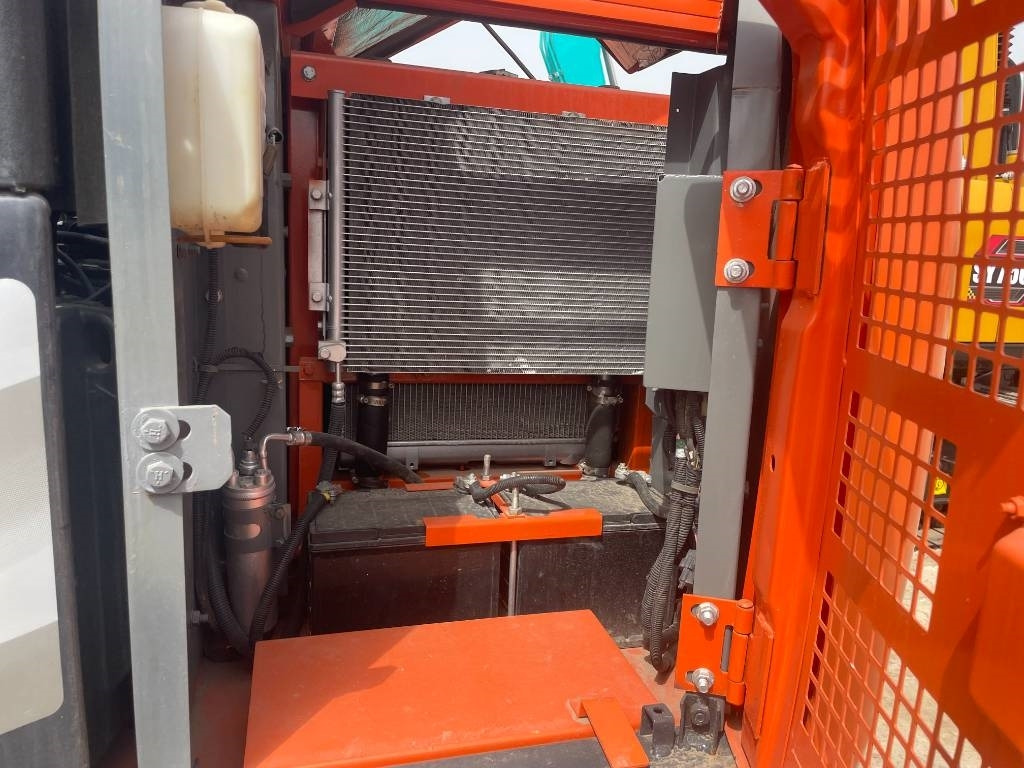 Hitachi ZX 70 - Mini bager: slika 4 Hitachi ZX 70 - Mini bager: slika 4