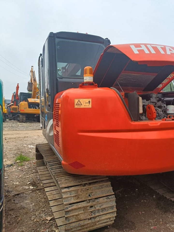 Hitachi ZX 70 - Bager guseničar: slika 4 Hitachi ZX 70 - Bager guseničar: slika 4