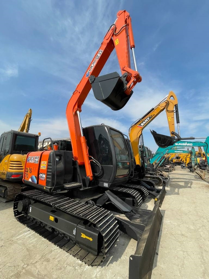 Hitachi ZX70 - Mini bager: slika 4 Hitachi ZX70 - Mini bager: slika 4