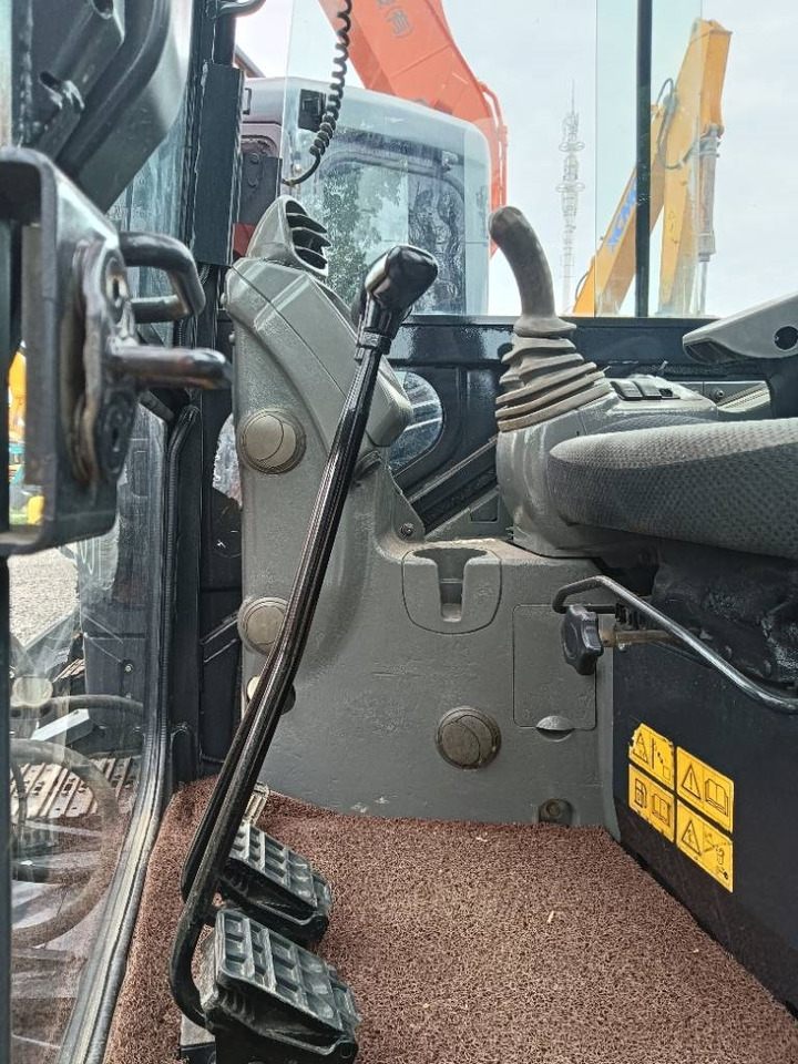 Hitachi zx55 - Mini bager: slika 5 Hitachi zx55 - Mini bager: slika 5