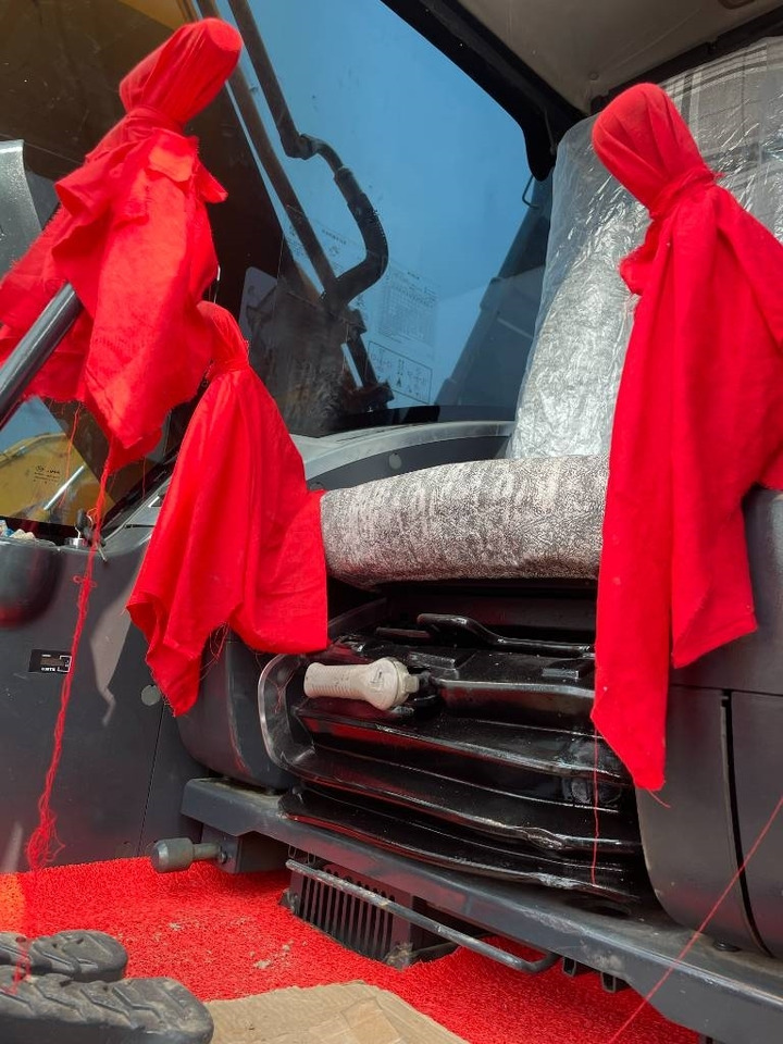 Hyundai 220 - Bager guseničar: slika 5 Hyundai 220 - Bager guseničar: slika 5