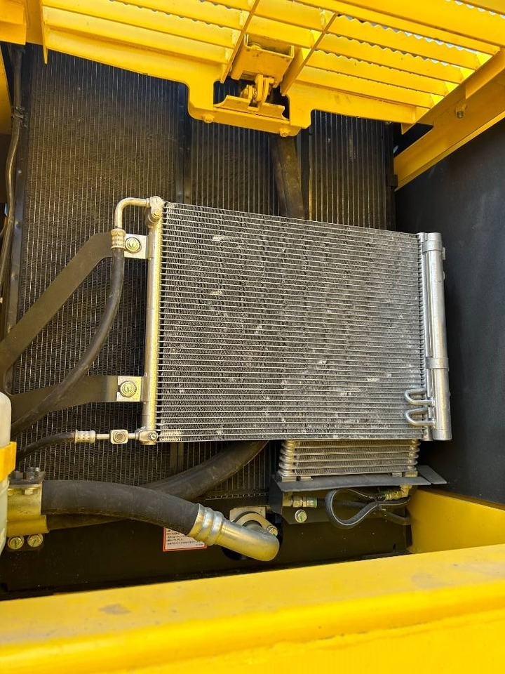 Komatsu PC 240 LC - Bager guseničar: slika 2 Komatsu PC 240 LC - Bager guseničar: slika 2