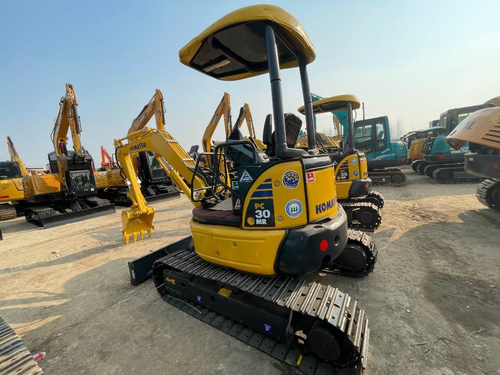 Komatsu PC 30 - Bager guseničar: slika 2 Komatsu PC 30 - Bager guseničar: slika 2