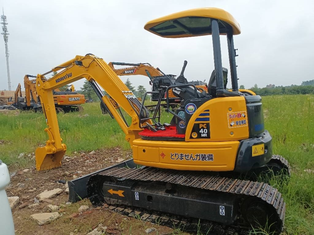 Komatsu PC 40 - Bager guseničar: slika 2 Komatsu PC 40 - Bager guseničar: slika 2