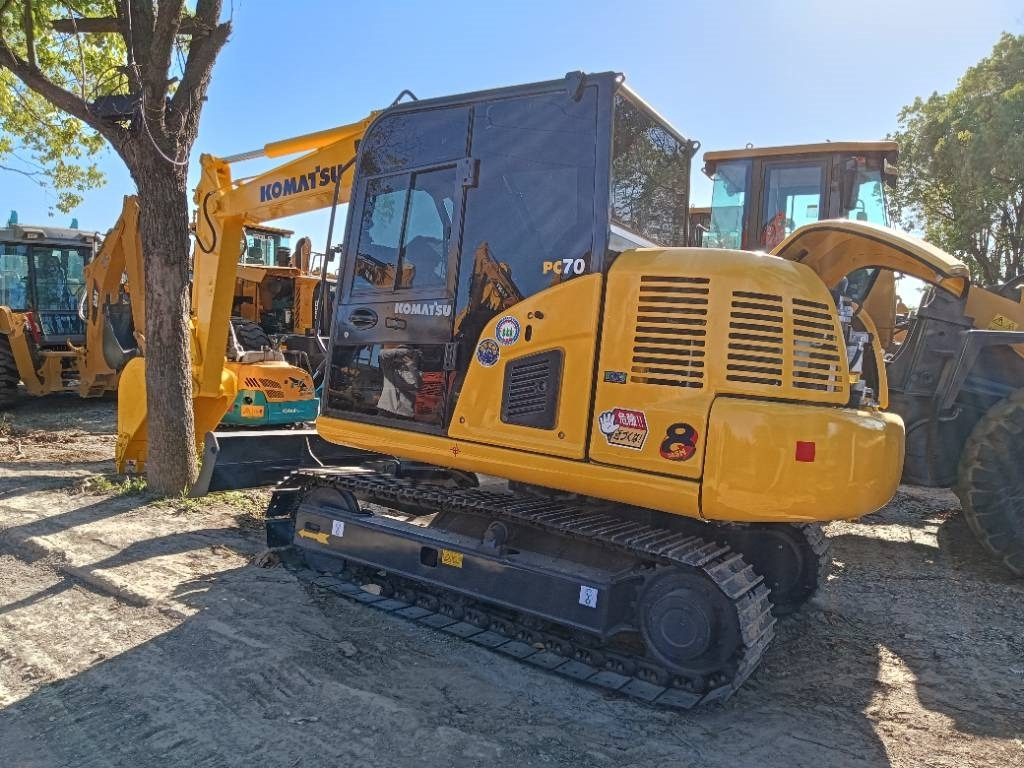Komatsu PC 70 - Bager guseničar: slika 1 Komatsu PC 70 - Bager guseničar: slika 1