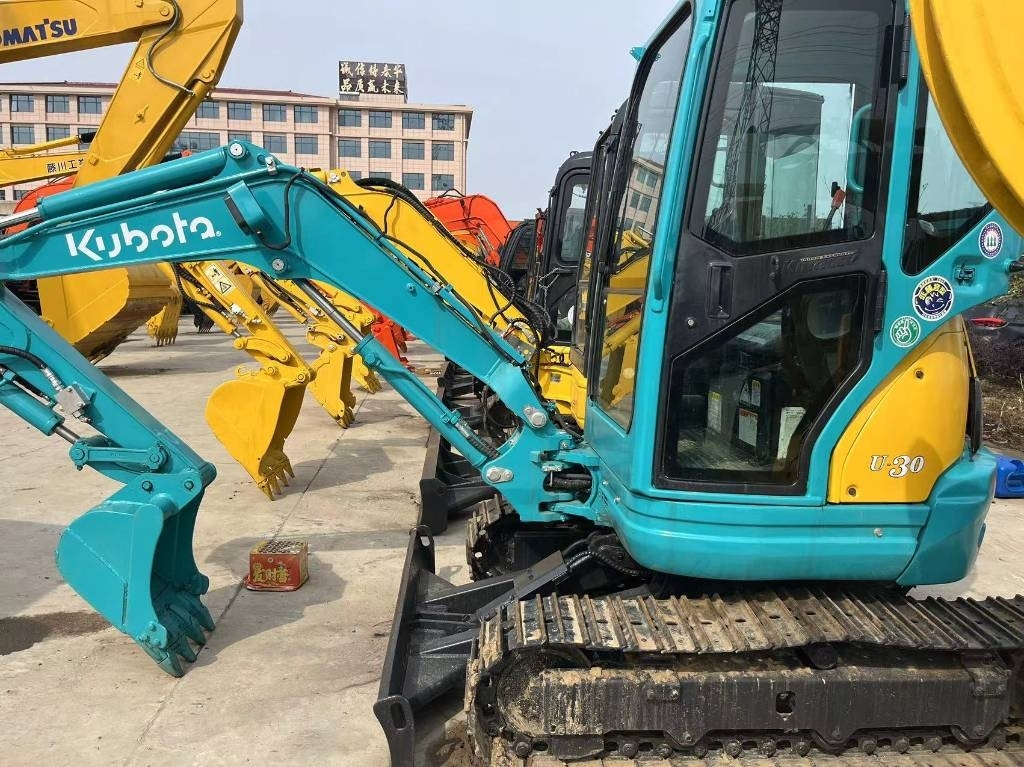 Kubota U 30 - Bager guseničar: slika 1 Kubota U 30 - Bager guseničar: slika 1