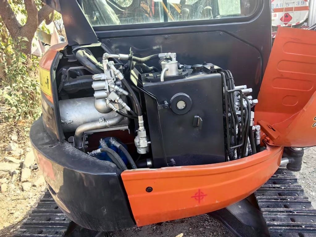 Kubota U 35 - Mini bager: slika 3 Kubota U 35 - Mini bager: slika 3