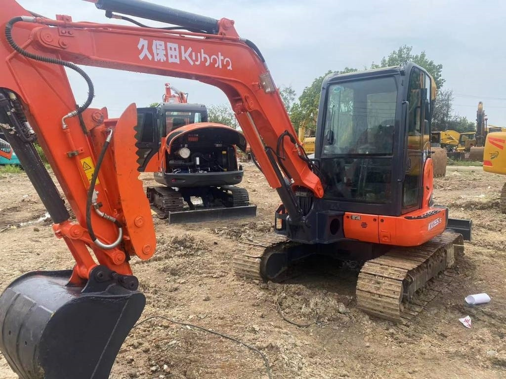 Kubota kx155.5 - Bager guseničar: slika 3 Kubota kx155.5 - Bager guseničar: slika 3