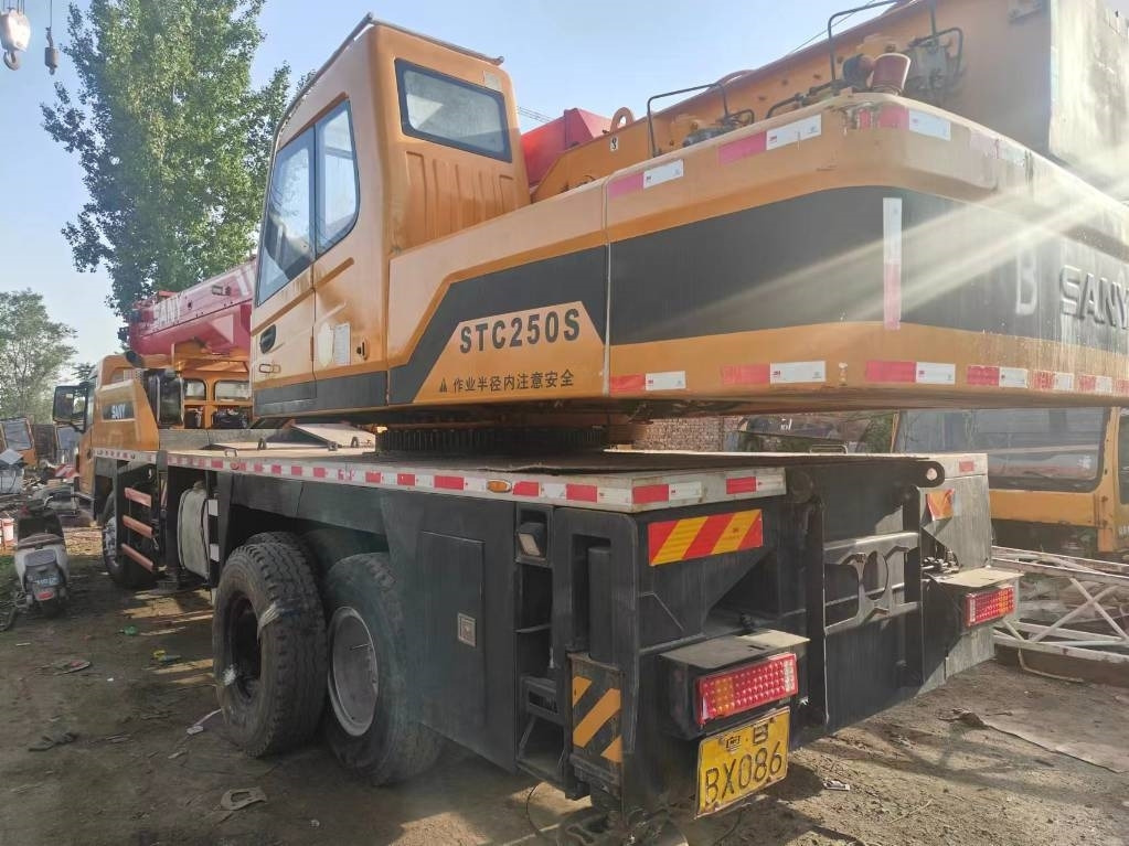 Sany STC 250 H - Autokran za sve terene: slika 5 Sany STC 250 H - Autokran za sve terene: slika 5