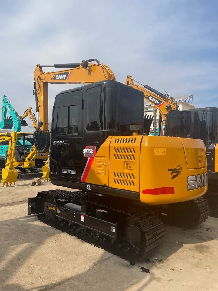 Sany SY 75 C - Mini bager: slika 1 Sany SY 75 C - Mini bager: slika 1