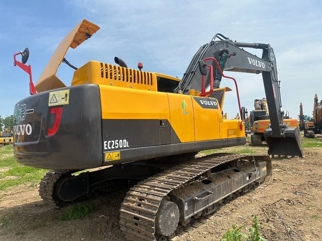 Volvo EC 250 D L - Bager guseničar: slika 5 Volvo EC 250 D L - Bager guseničar: slika 5