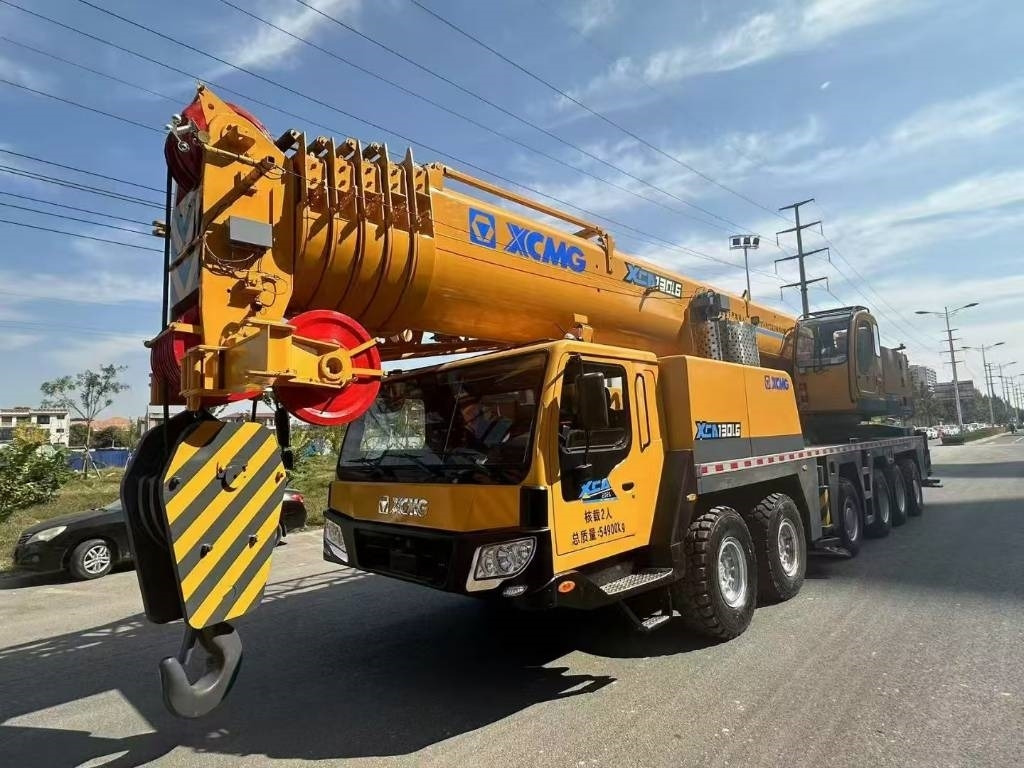 XCMG 130K - Autokran za sve terene: slika 1 XCMG 130K - Autokran za sve terene: slika 1