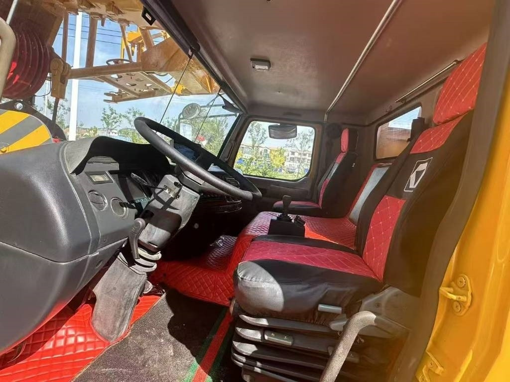 XCMG 130K - Autokran za sve terene: slika 5 XCMG 130K - Autokran za sve terene: slika 5