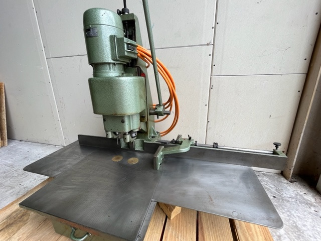 Hang Papierbohrermaschine 136 D - Štamparska mašina: slika 2 Hang Papierbohrermaschine 136 D - Štamparska mašina: slika 2