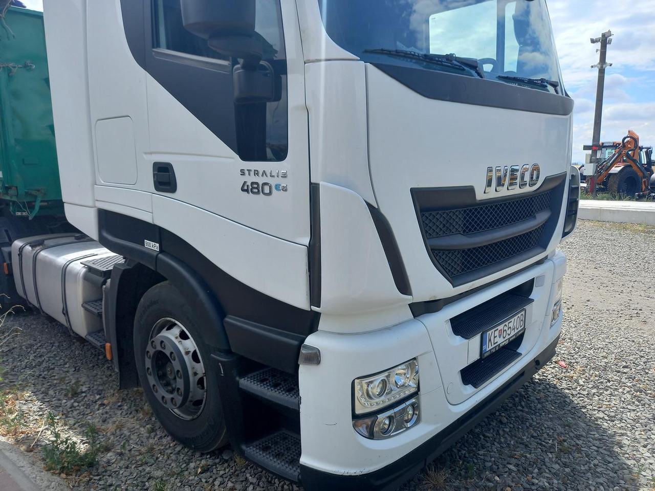Kamion sa tovarnim sandukom Iveco AS440T/P, 353kW, EURO 6: slika 14 Kamion sa tovarnim sandukom Iveco AS440T/P, 353kW, EURO 6: slika 14