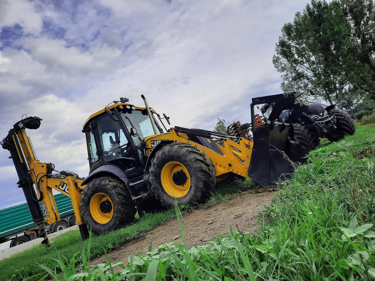 Bager utovarivač JCB 4CX, Vrtná súprava, Traktobager: slika 10 Bager utovarivač JCB 4CX, Vrtná súprava, Traktobager: slika 10