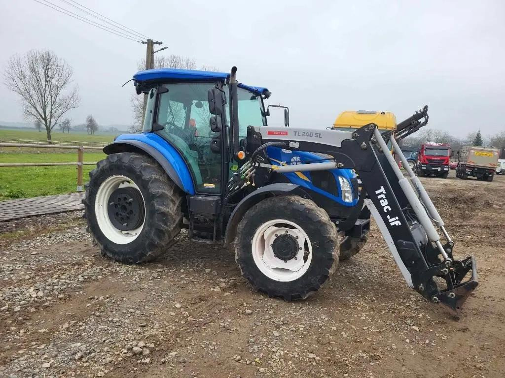 New Holand TD, 5.95, + Trac Lift TL 240 SL - Traktor: slika 2 New Holand TD, 5.95, + Trac Lift TL 240 SL - Traktor: slika 2