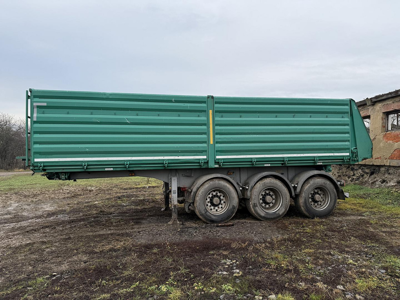 Schwarzmuller náves, náves, 3 stranný - Poluprikolica istovarivača: slika 1 Schwarzmuller náves, náves, 3 stranný - Poluprikolica istovarivača: slika 1