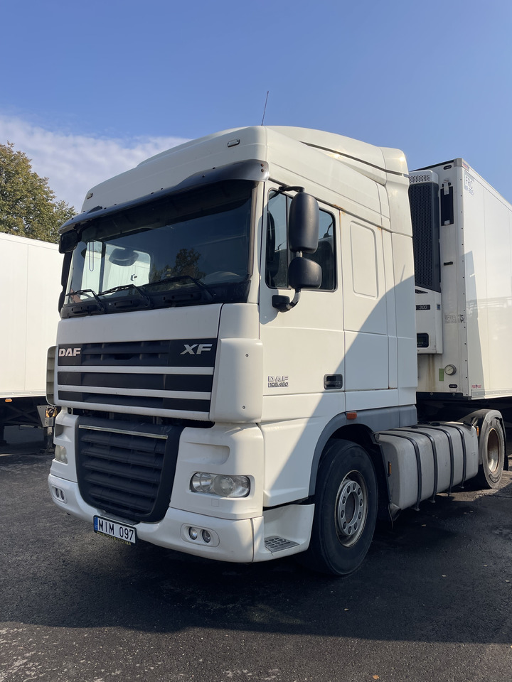 DAF XF105.460 - Tegljač: slika 2 DAF XF105.460 - Tegljač: slika 2