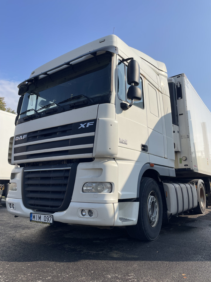 DAF XF105.460 - Tegljač: slika 1 DAF XF105.460 - Tegljač: slika 1