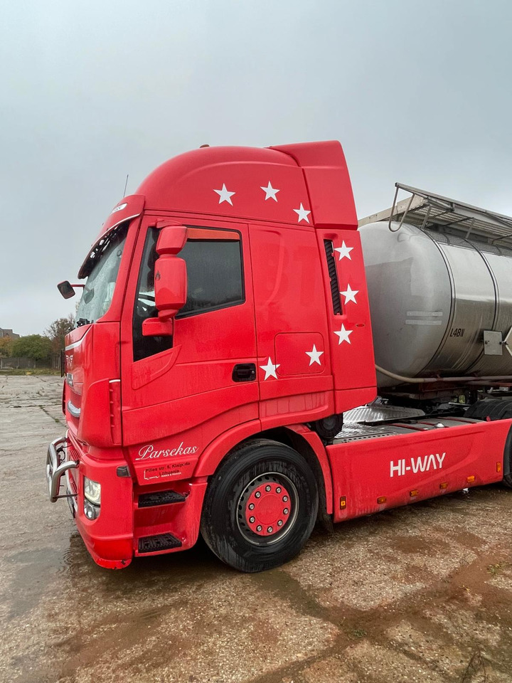 IVECO STRALIS AS440 T/P Retarder - Tegljač: slika 4 IVECO STRALIS AS440 T/P Retarder - Tegljač: slika 4