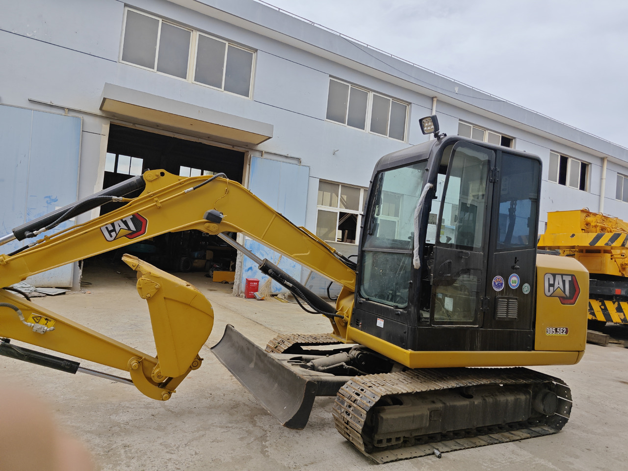 CATERPILLAR 305.5E - Mini bager: slika 3 CATERPILLAR 305.5E - Mini bager: slika 3