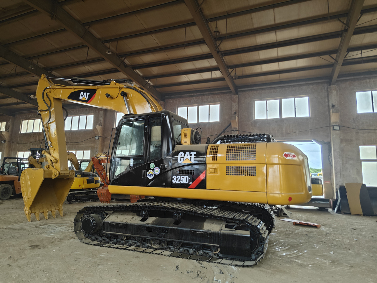 CATERPILLAR 325D - Pokretni kran: slika 2 CATERPILLAR 325D - Pokretni kran: slika 2