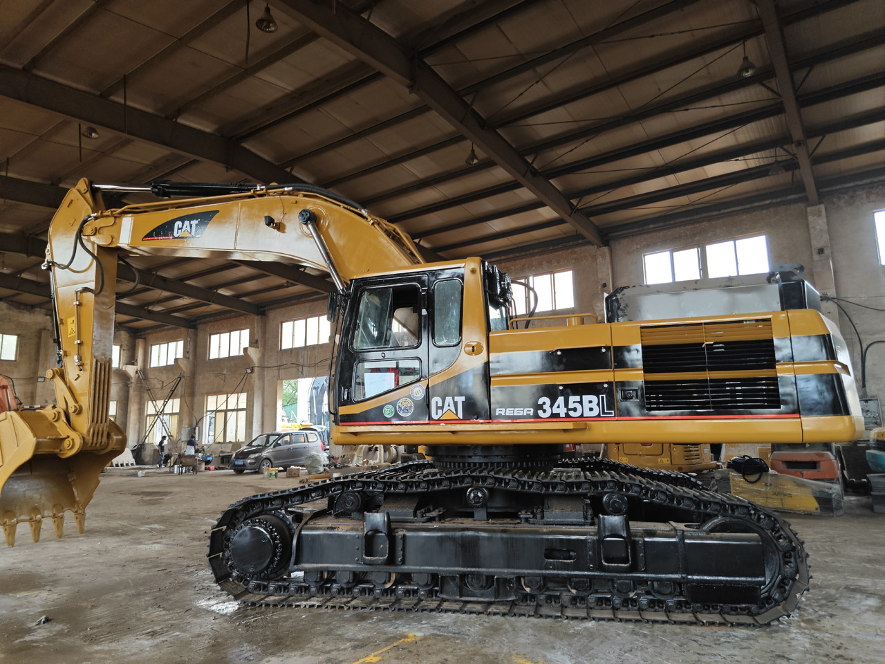 CATERPILLAR 345B Used 45ton excavator - Bager guseničar: slika 1 CATERPILLAR 345B Used 45ton excavator - Bager guseničar: slika 1