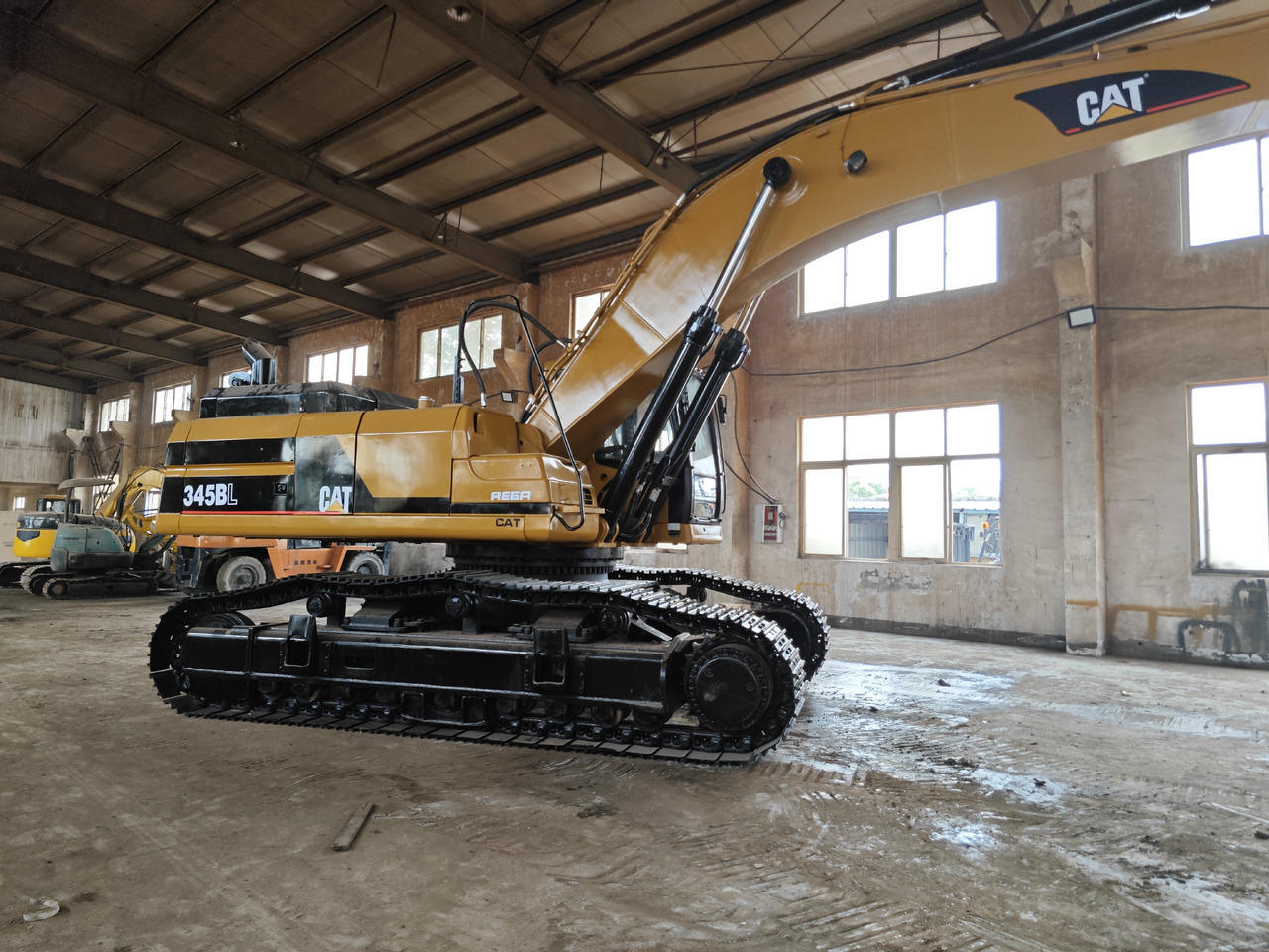 CATERPILLAR 345B Used cat 45ton excavator - Bager guseničar: slika 4 CATERPILLAR 345B Used cat 45ton excavator - Bager guseničar: slika 4