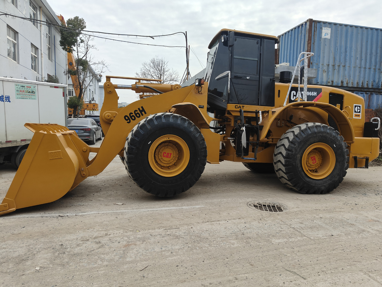 CATERPILLAR 966H loader - Utovarivač točkaš: slika 4 CATERPILLAR 966H loader - Utovarivač točkaš: slika 4