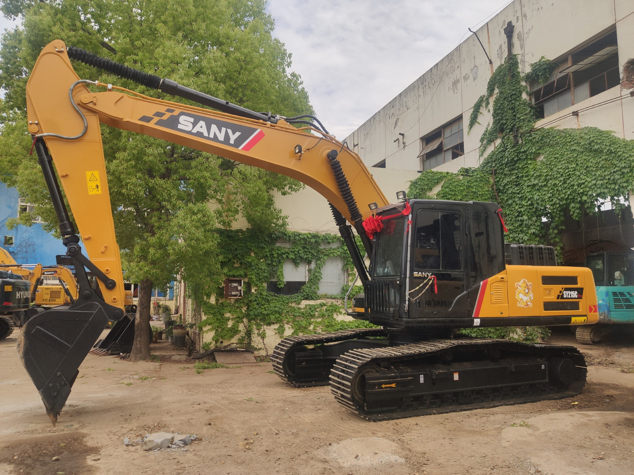 SANY 215 Used sany 215c 215pro excavator - Bager guseničar: slika 1 SANY 215 Used sany 215c 215pro excavator - Bager guseničar: slika 1