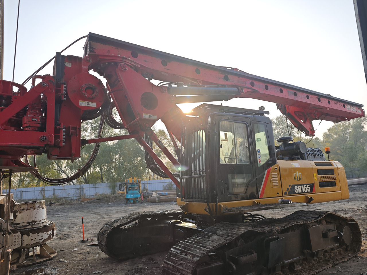 SANY SR155 Rotary Drilling Rig - Veliki kamon za bušenje: slika 1 SANY SR155 Rotary Drilling Rig - Veliki kamon za bušenje: slika 1