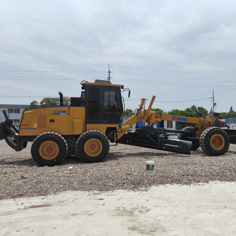 XCMG GR215 GR2153 Motor Grader with Blade - Grejder: slika 4 XCMG GR215 GR2153 Motor Grader with Blade - Grejder: slika 4