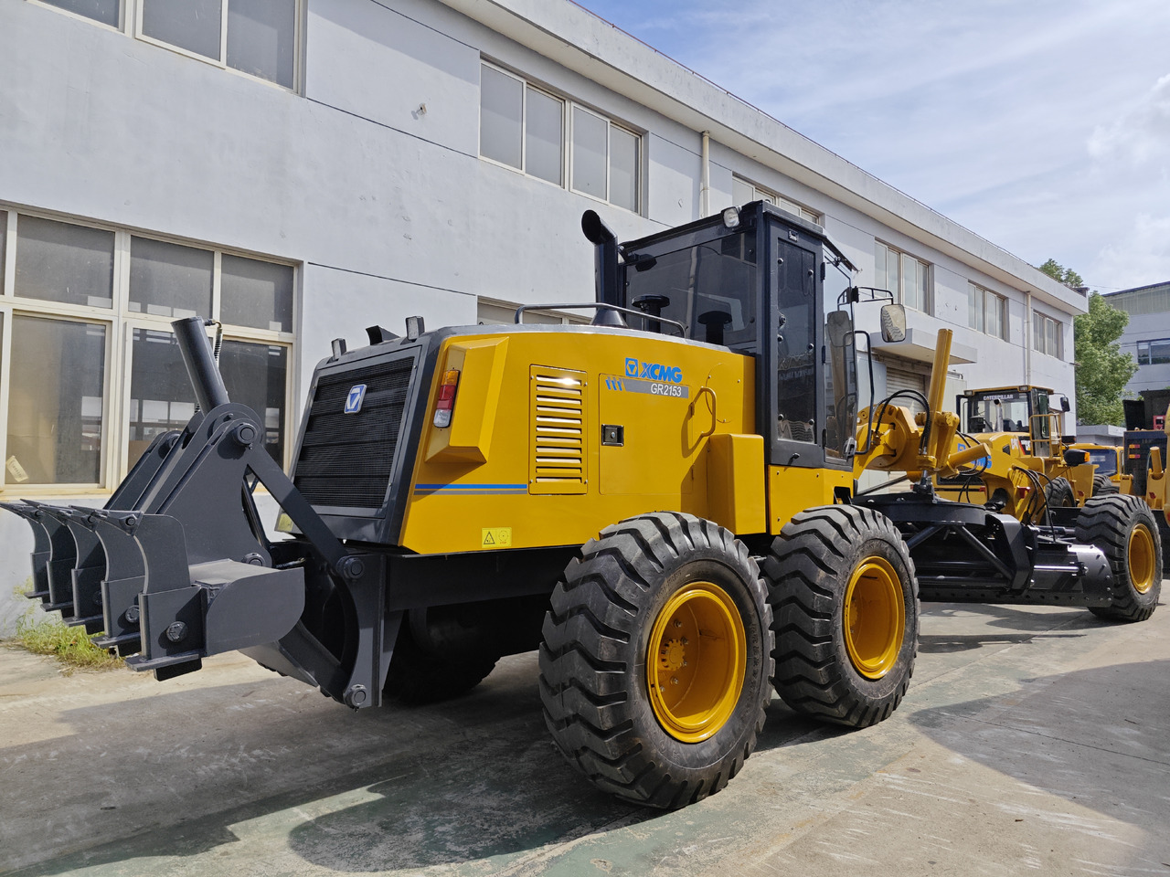 XCMG GR215 used motor grader - Grejder: slika 5 XCMG GR215 used motor grader - Grejder: slika 5