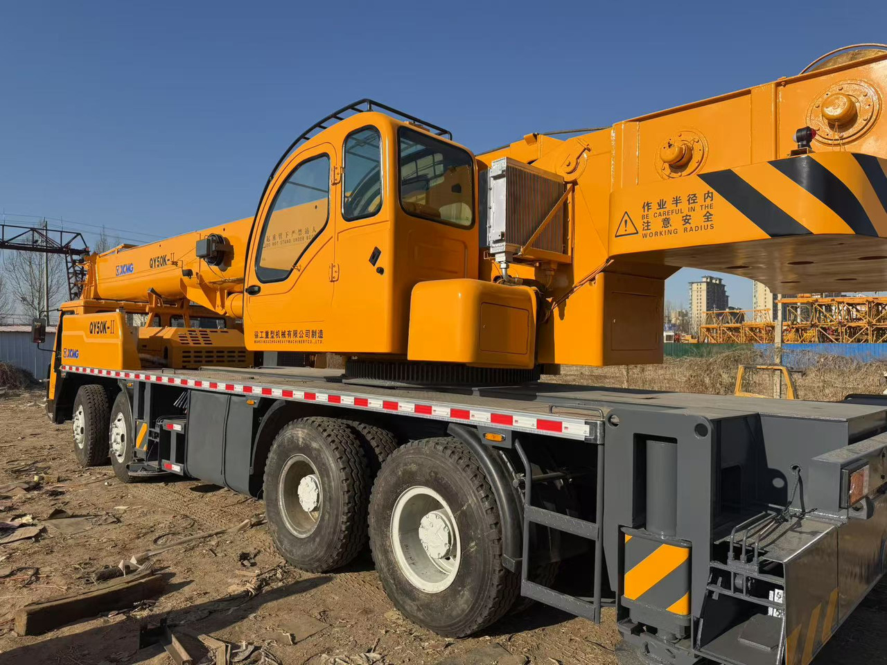 XCMG QY50K Truck Crane 50t used crane - Pokretni kran: slika 4 XCMG QY50K Truck Crane 50t used crane - Pokretni kran: slika 4