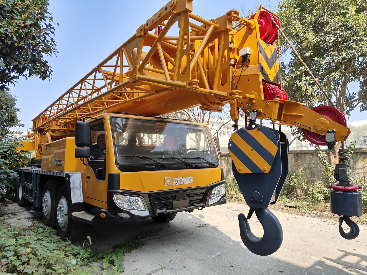 XCMG QY70K CRANE Used XCMG Truck Crane 70ton QY70KC XCT70 MOBOLIE CRANE - Pokretni kran: slika 3 XCMG QY70K CRANE Used XCMG Truck Crane 70ton QY70KC XCT70 MOBOLIE CRANE - Pokretni kran: slika 3